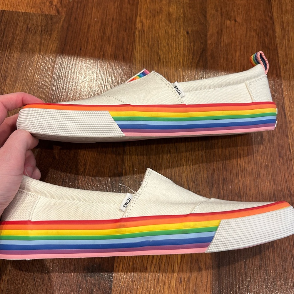Toms Alpargata Fenix Rainbow Sneakers Shoes LGBTQ+ Cream Women’s 9 Pride - Picture 2 of 7